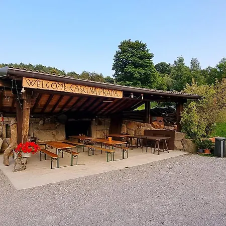 Rustico Giuly Feriehus Civenna